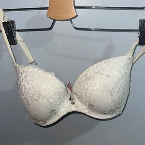 Victoria's Secret White Lace Bra